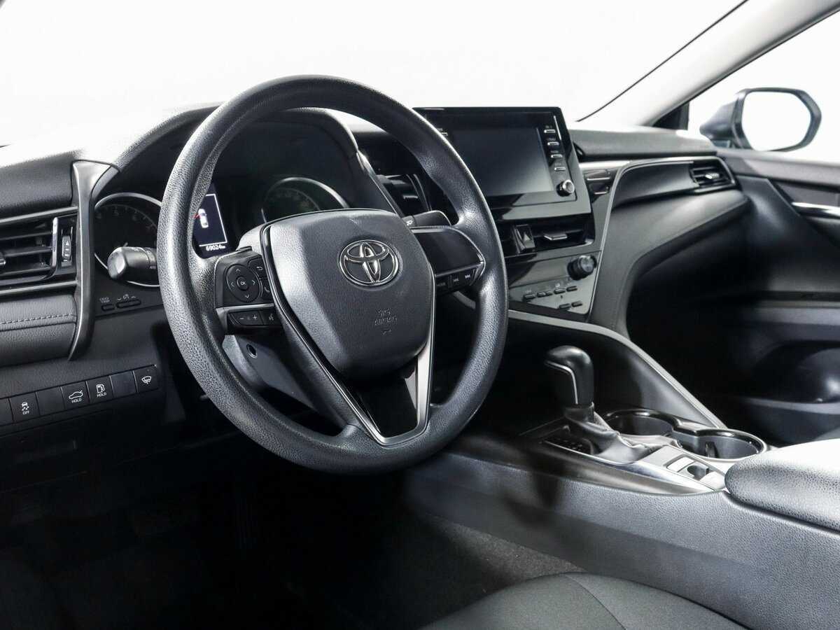 Toyota Camry, 2021 Фото №11