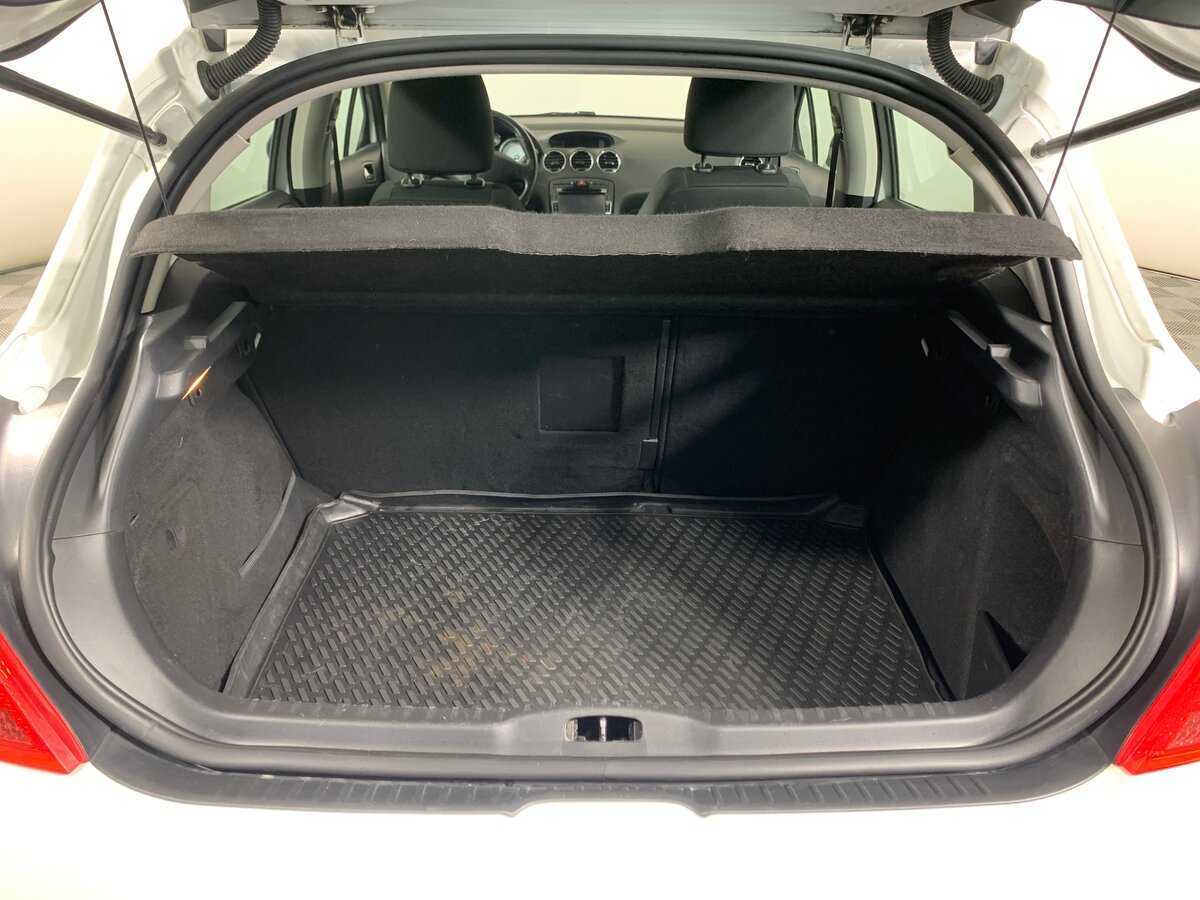 Peugeot 308, 2012 Фото №21