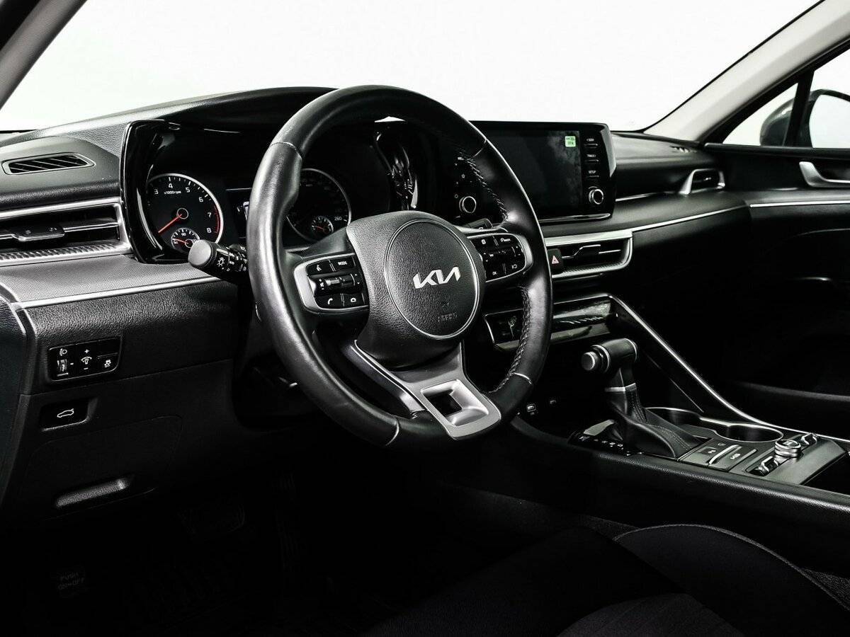 Kia K5, 2023 Фото №12