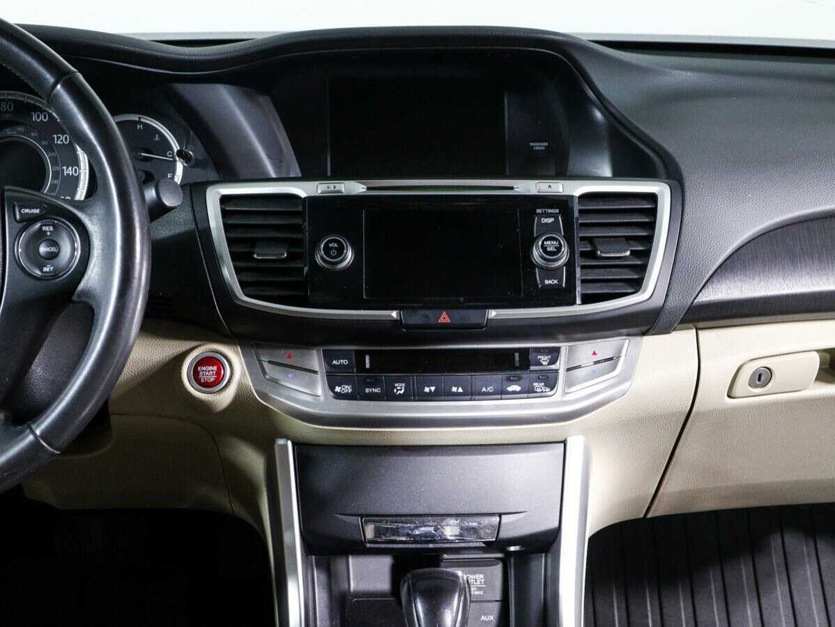 Honda Accord, 2012 Фото №12