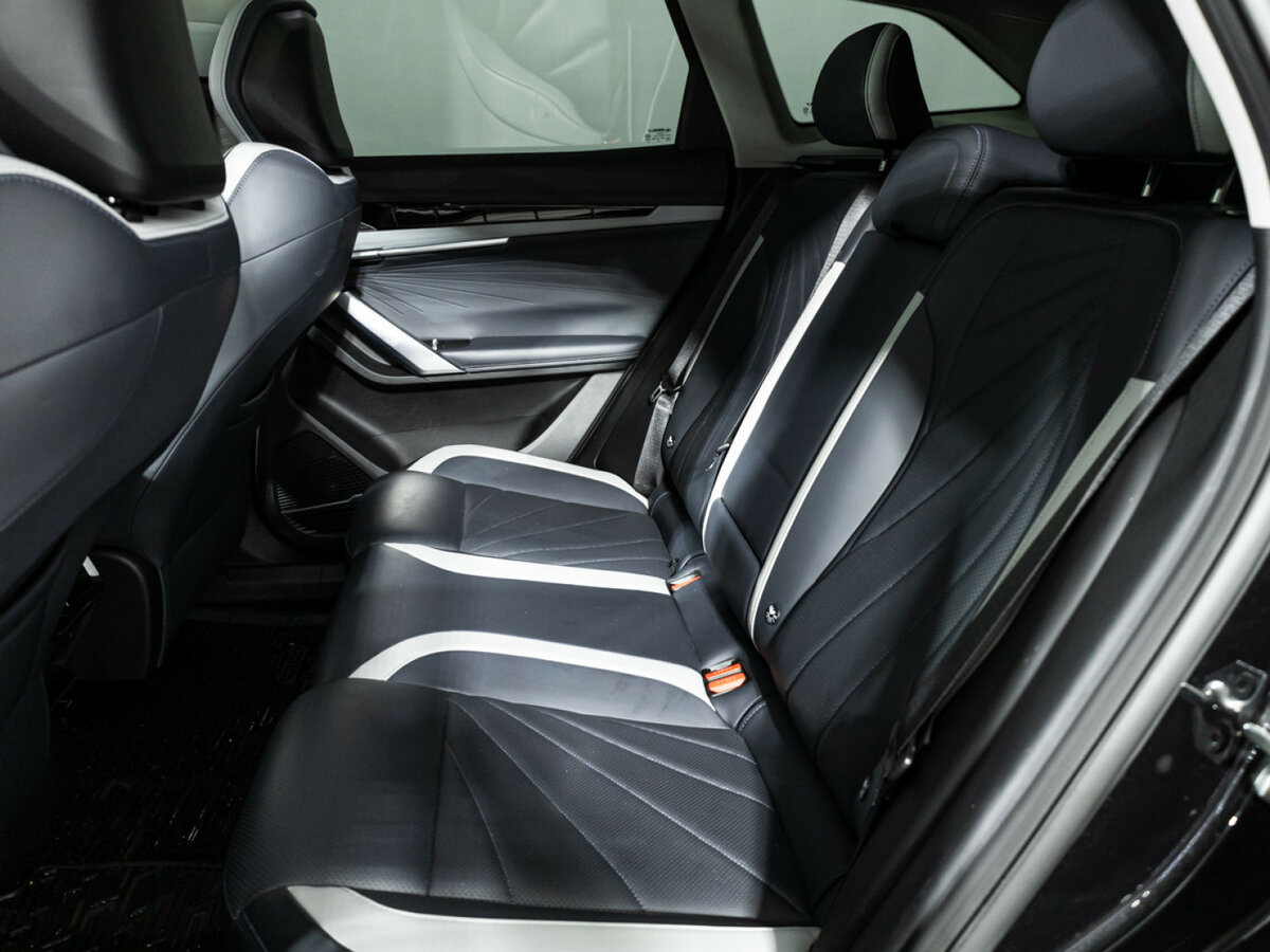 Geely Atlas II, 2024 Фото №8