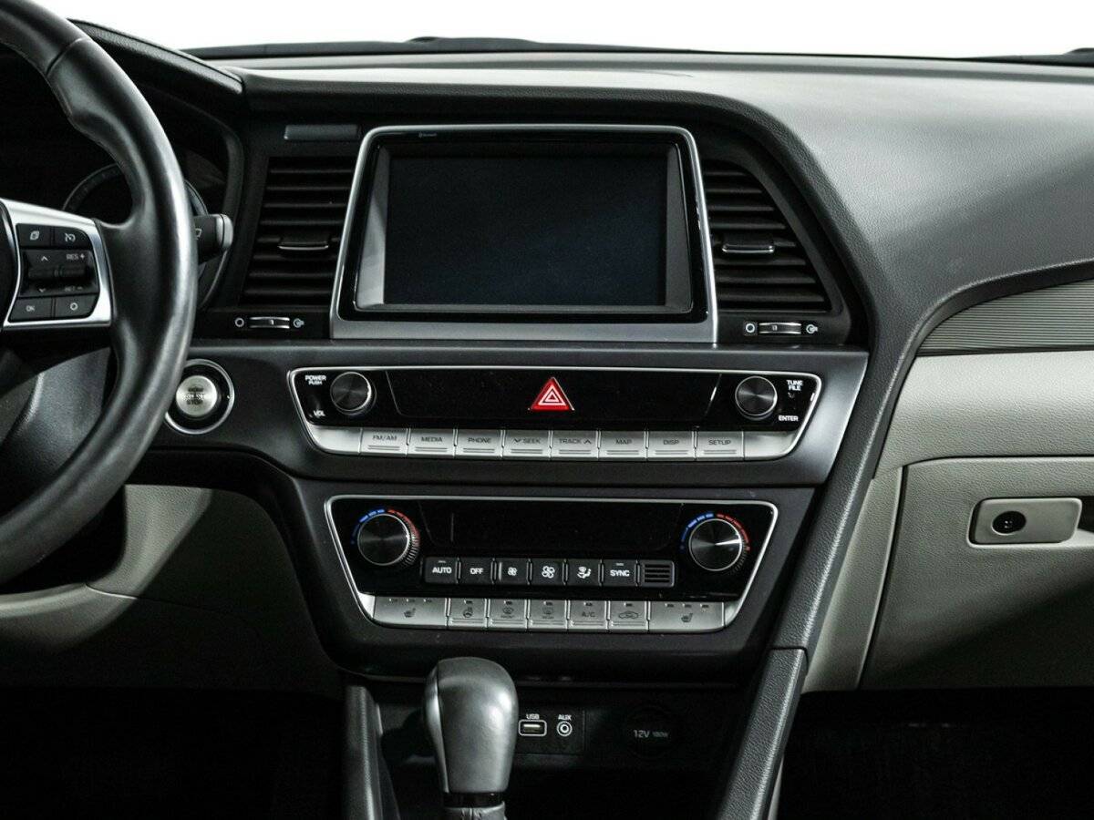 Hyundai Sonata, 2018 Фото №14