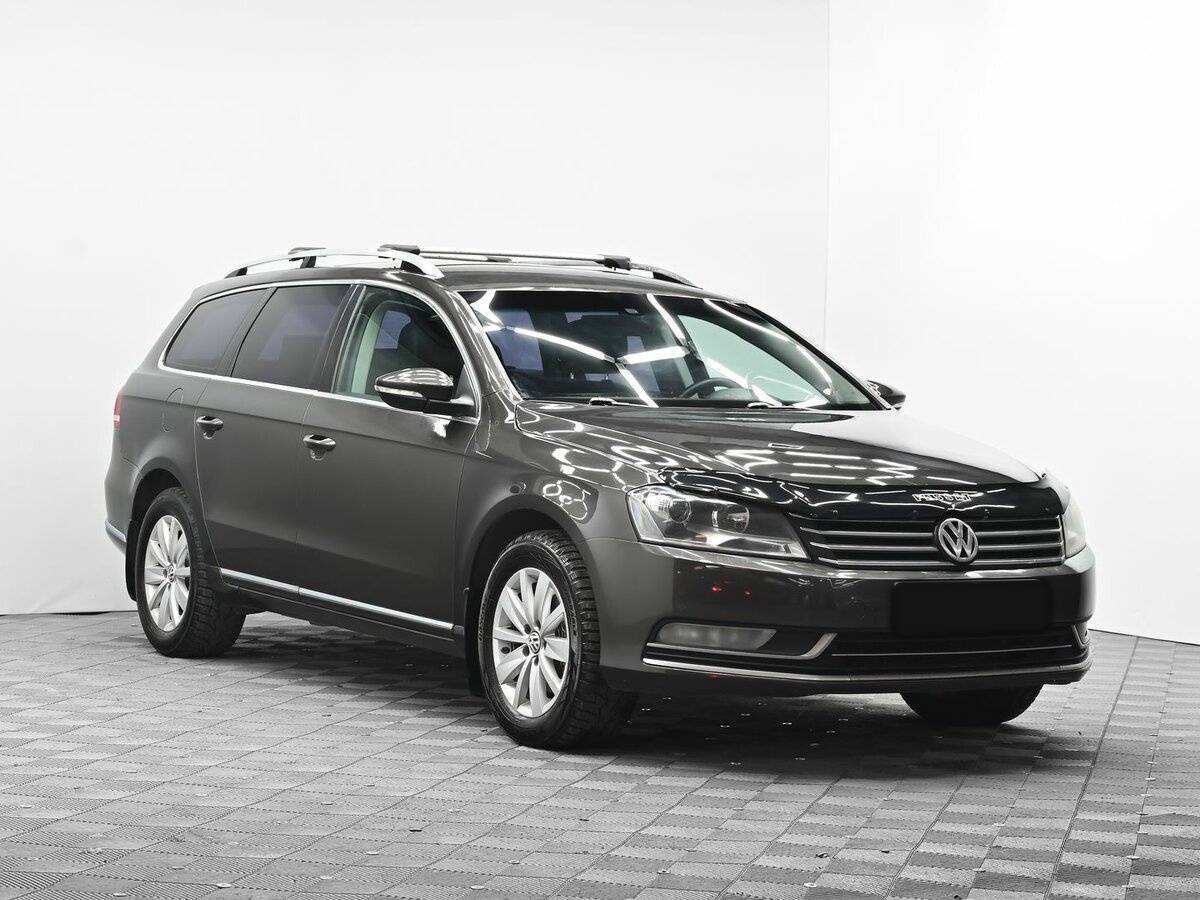 Volkswagen Passat, 2012 Фото №2