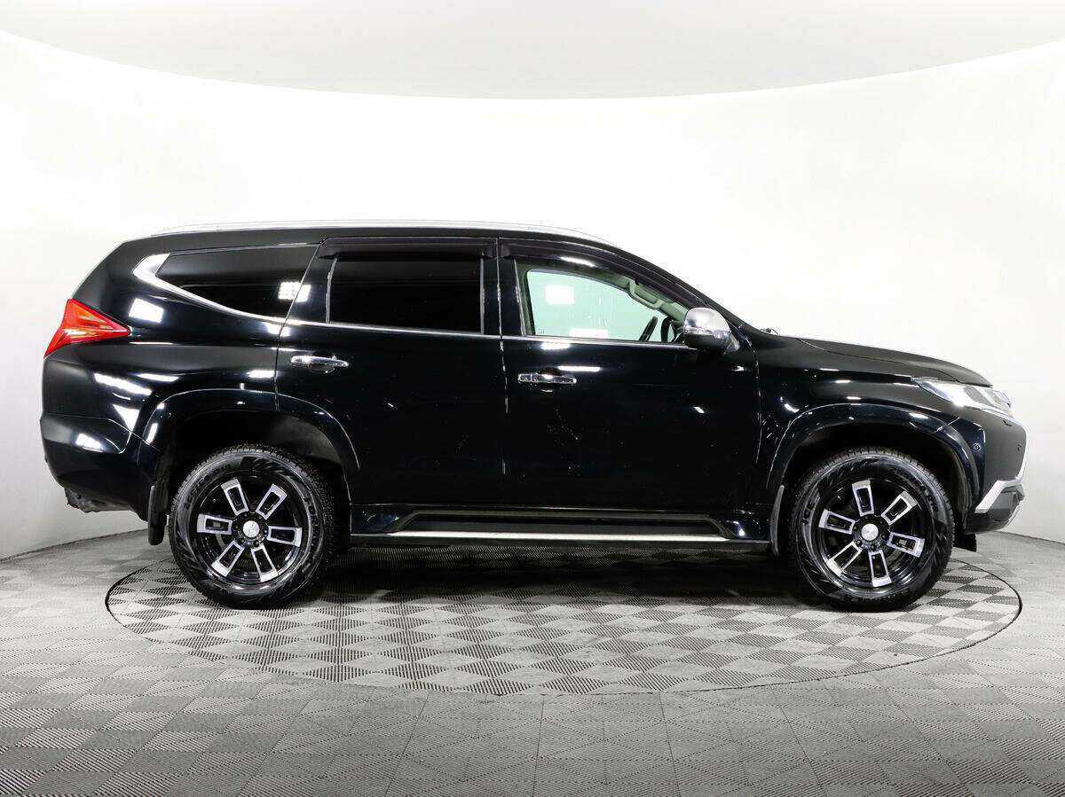 Mitsubishi Pajero Sport, 2017 Фото №4