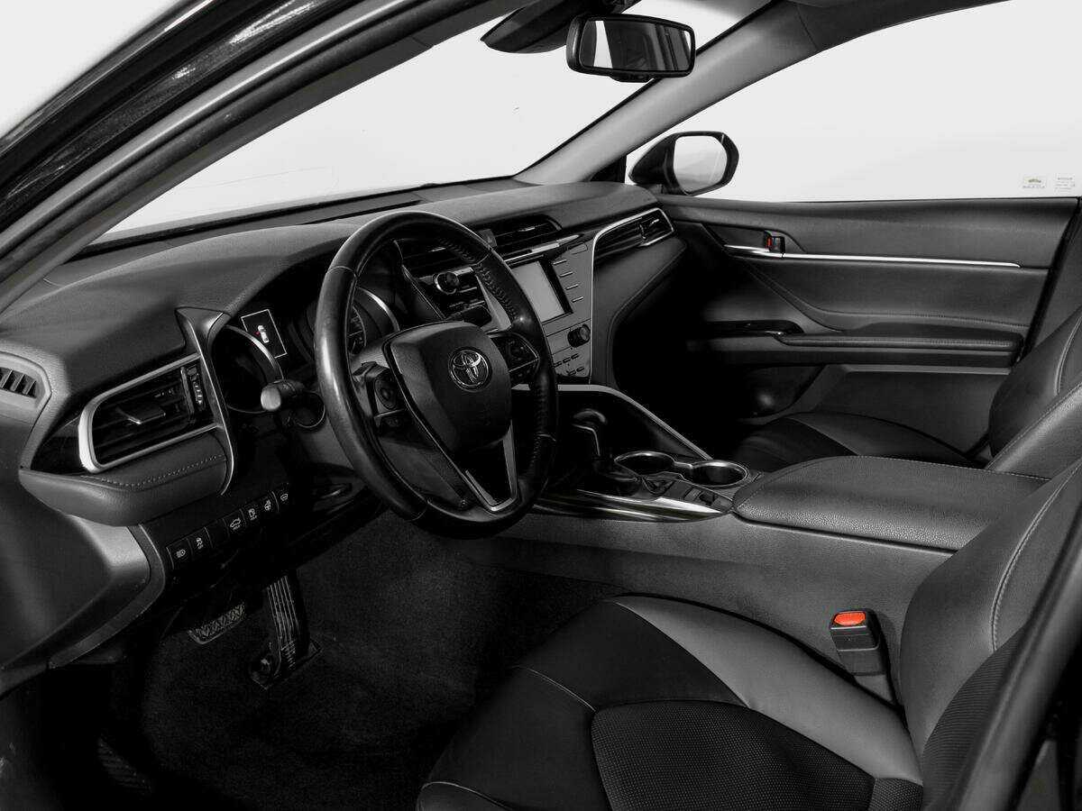 Toyota Camry, 2021 Фото №15