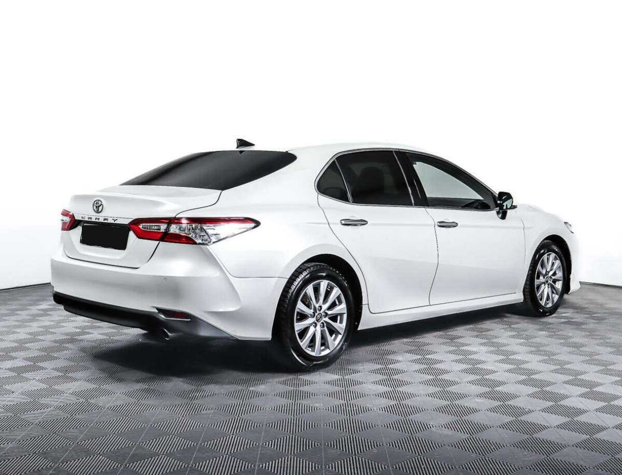 Toyota Camry, 2018 Фото №5