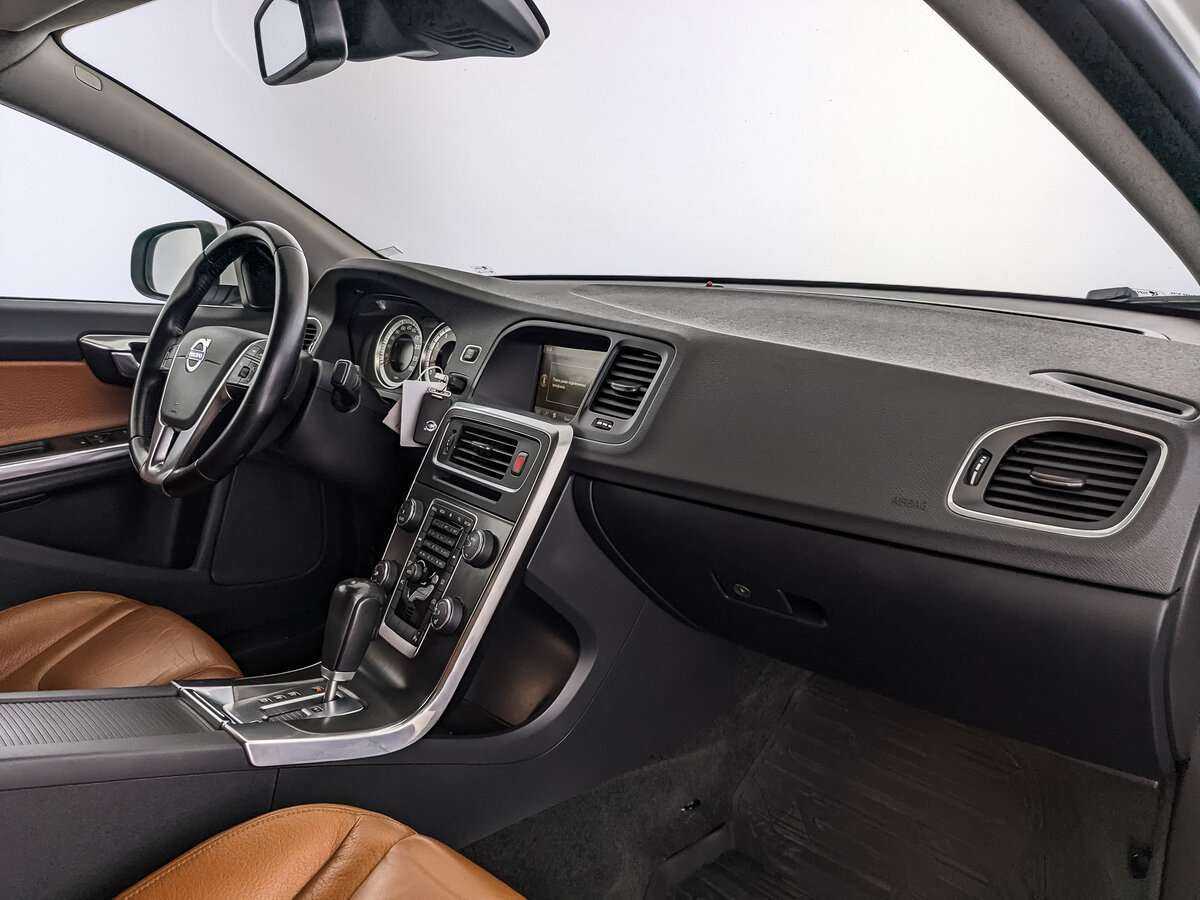 Volvo S60, 2012 Фото №12