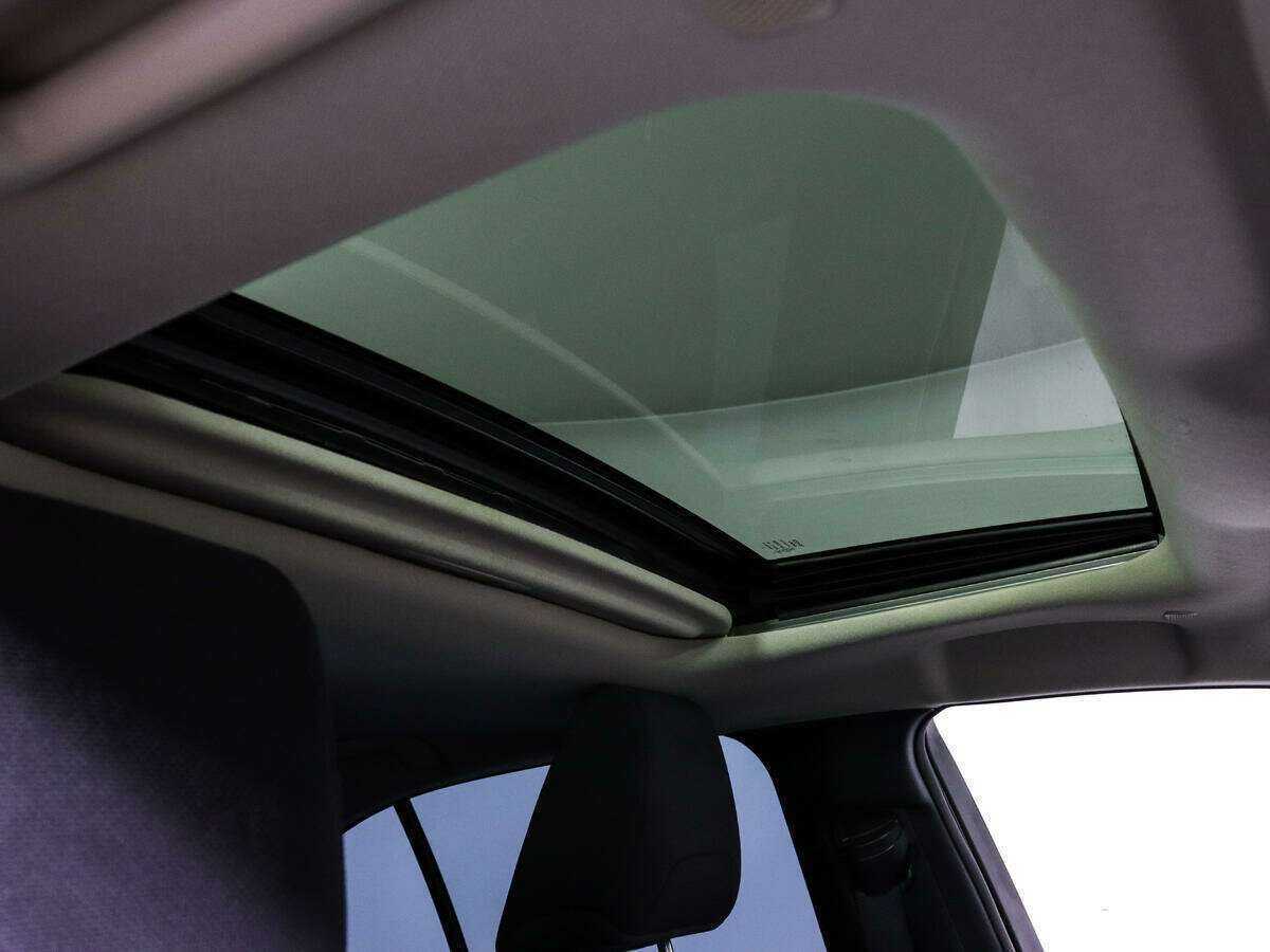 Toyota Corolla, 2022 Фото №14