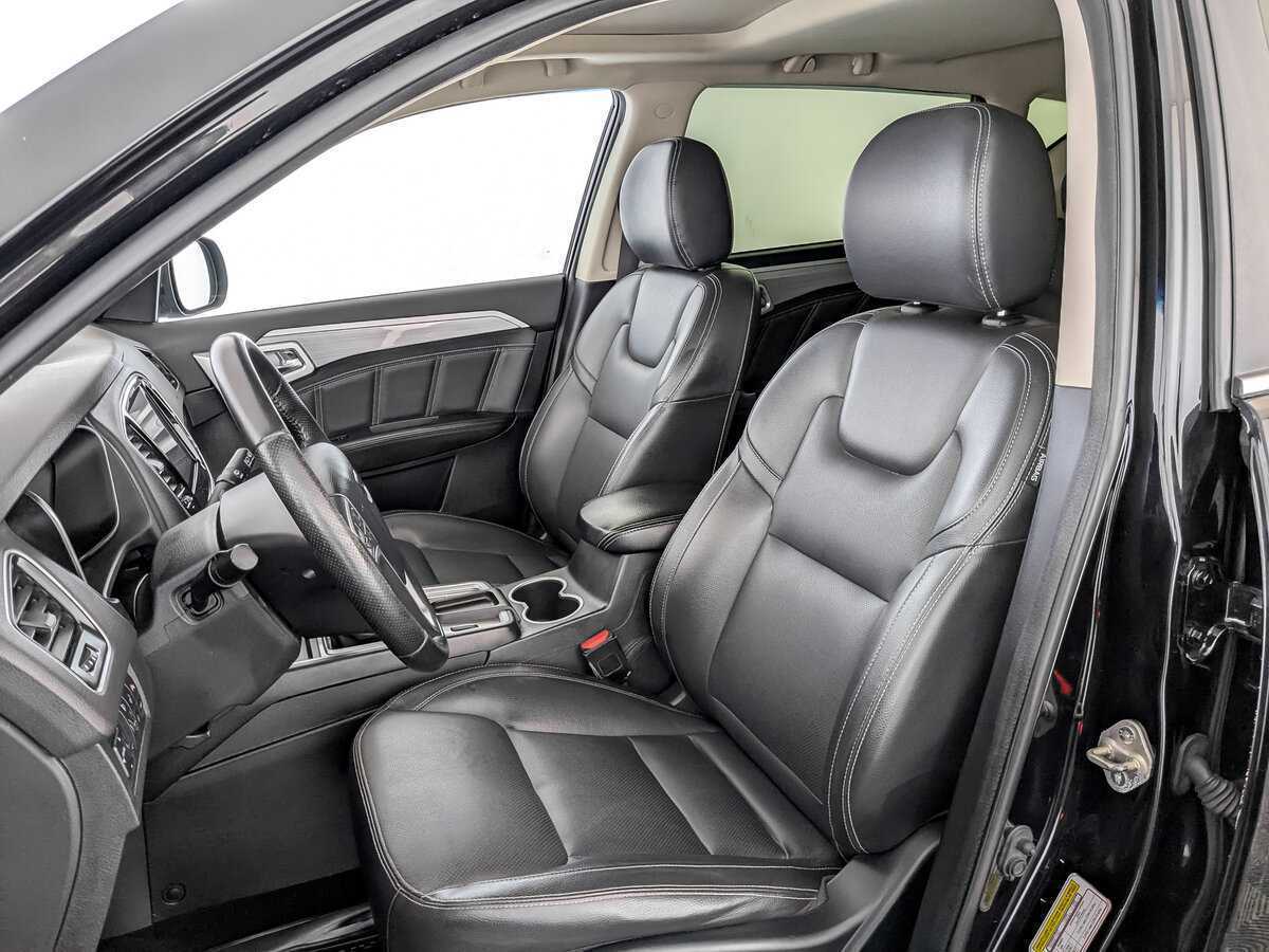 Geely Emgrand X7, 2018 Фото №20