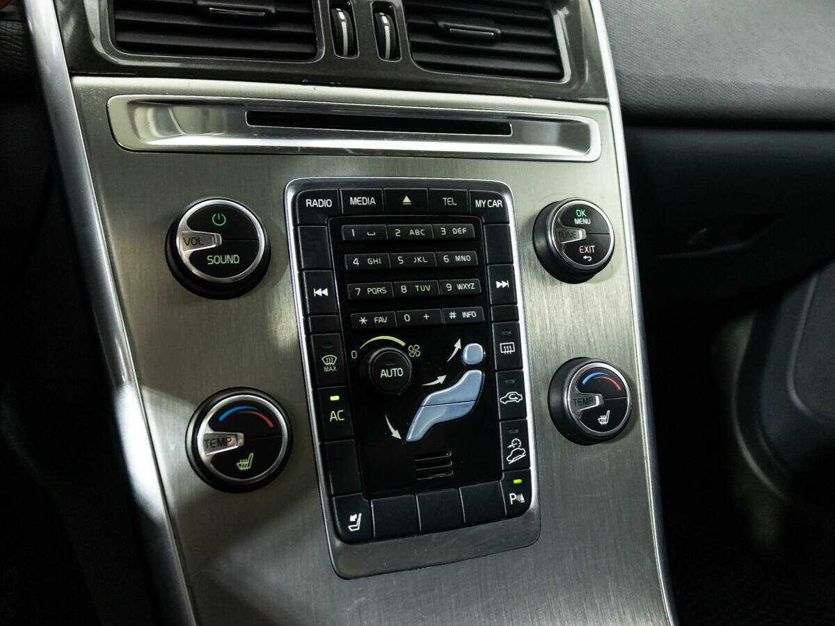 Volvo XC60, 2012 Фото №17