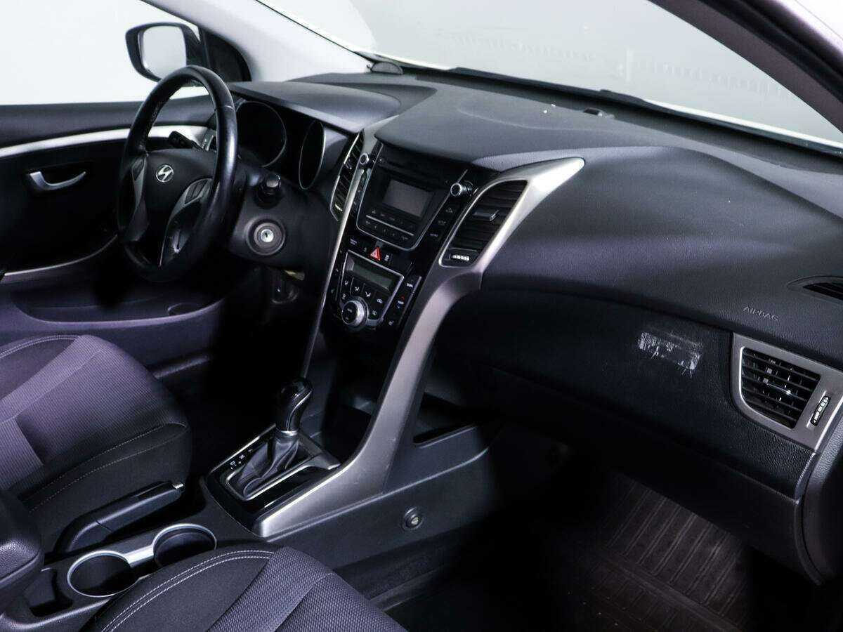 Hyundai i30, 2013 Фото №7
