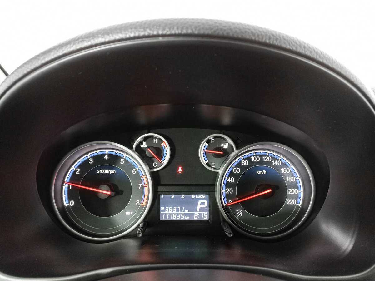Suzuki SX4, 2012 Фото №13