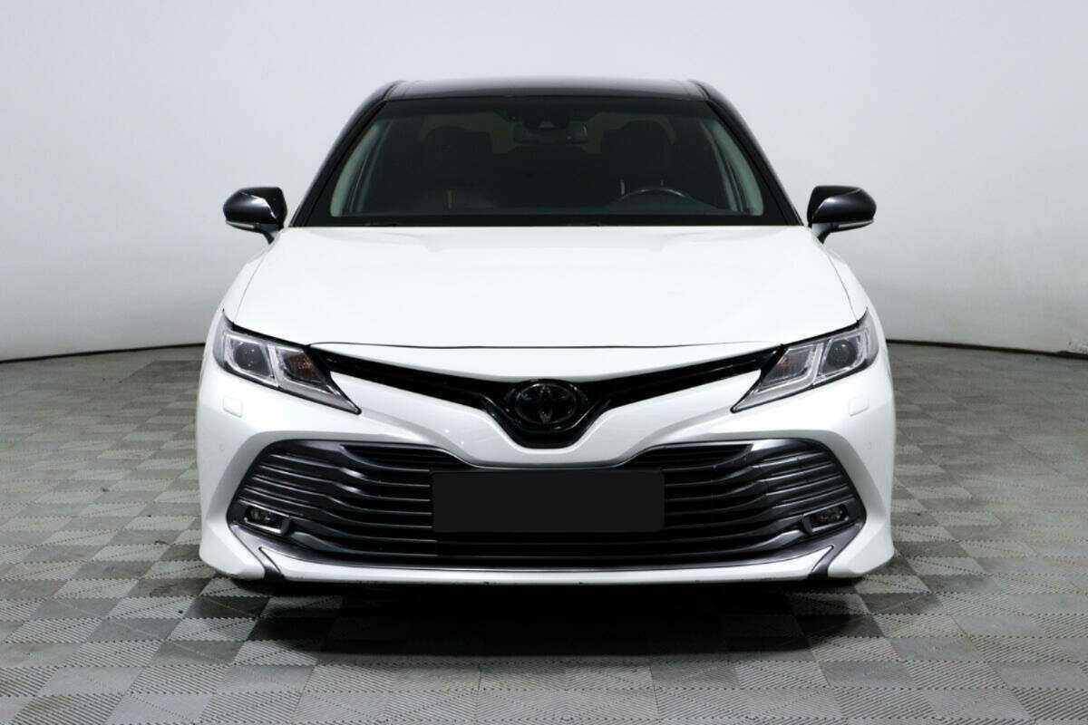 Toyota Camry, 2020 Фото №2