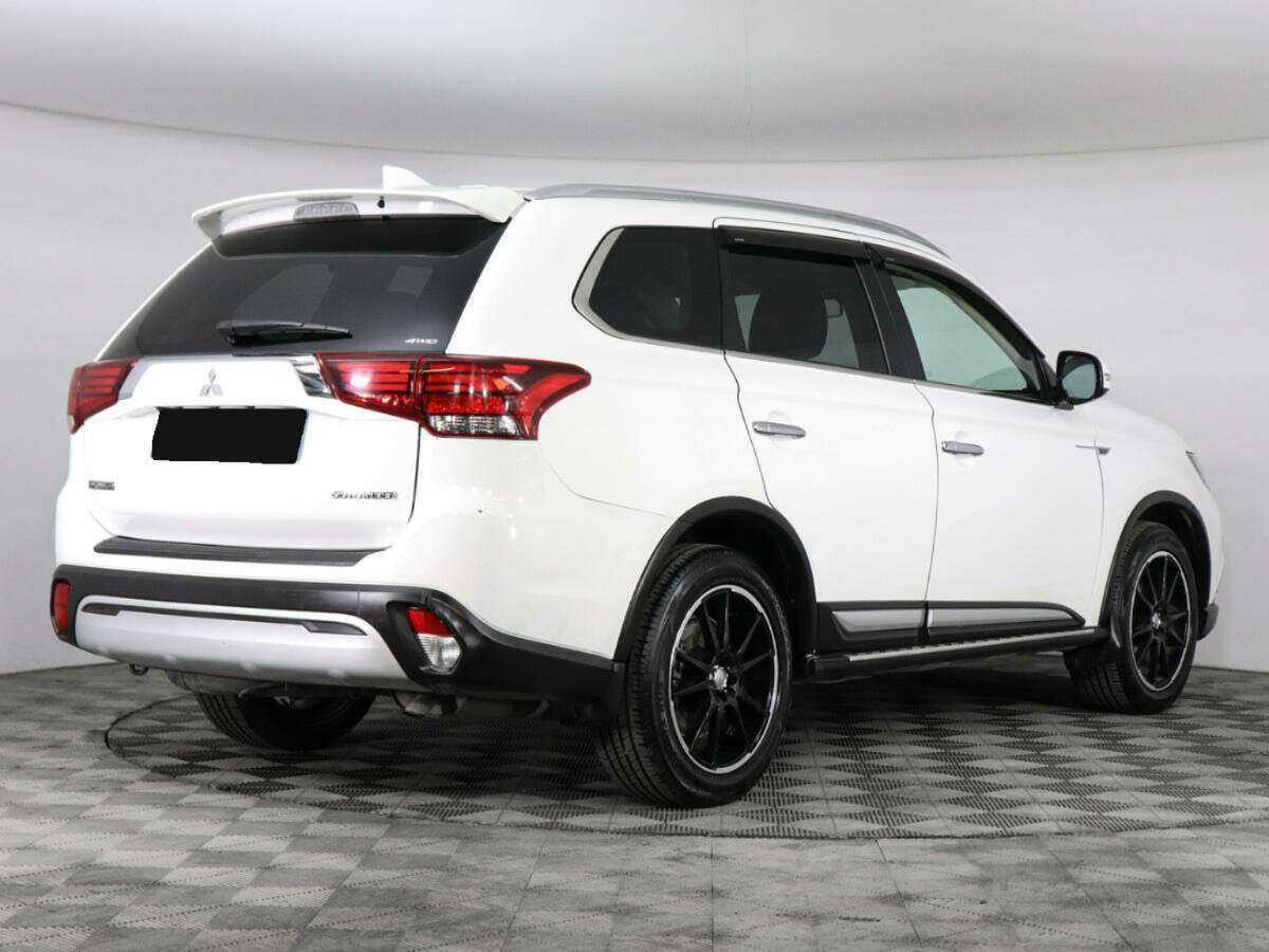 Mitsubishi Outlander, 2020 Фото №5