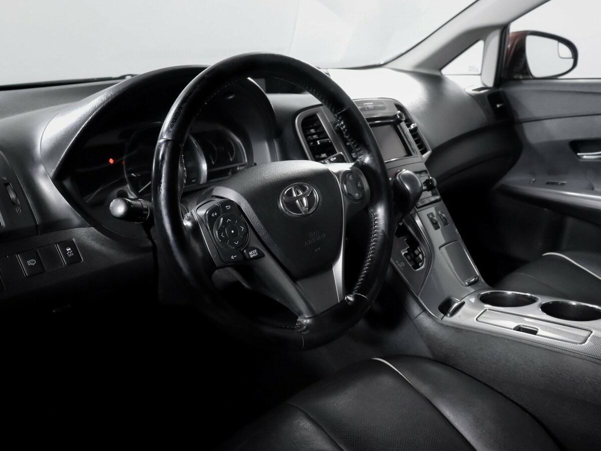 Toyota Venza I Рестайлинг, 2014 Фото №14