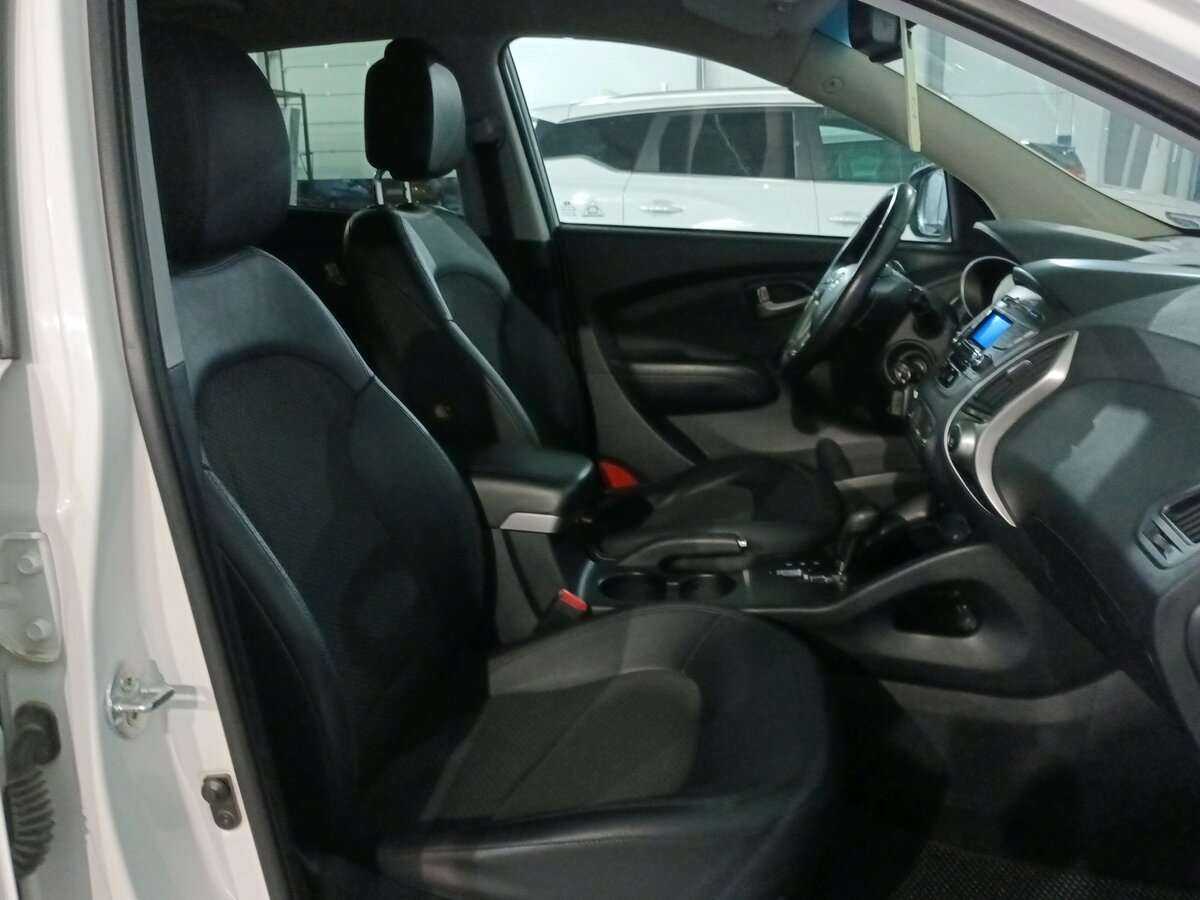 Hyundai ix35, 2012 Фото №11