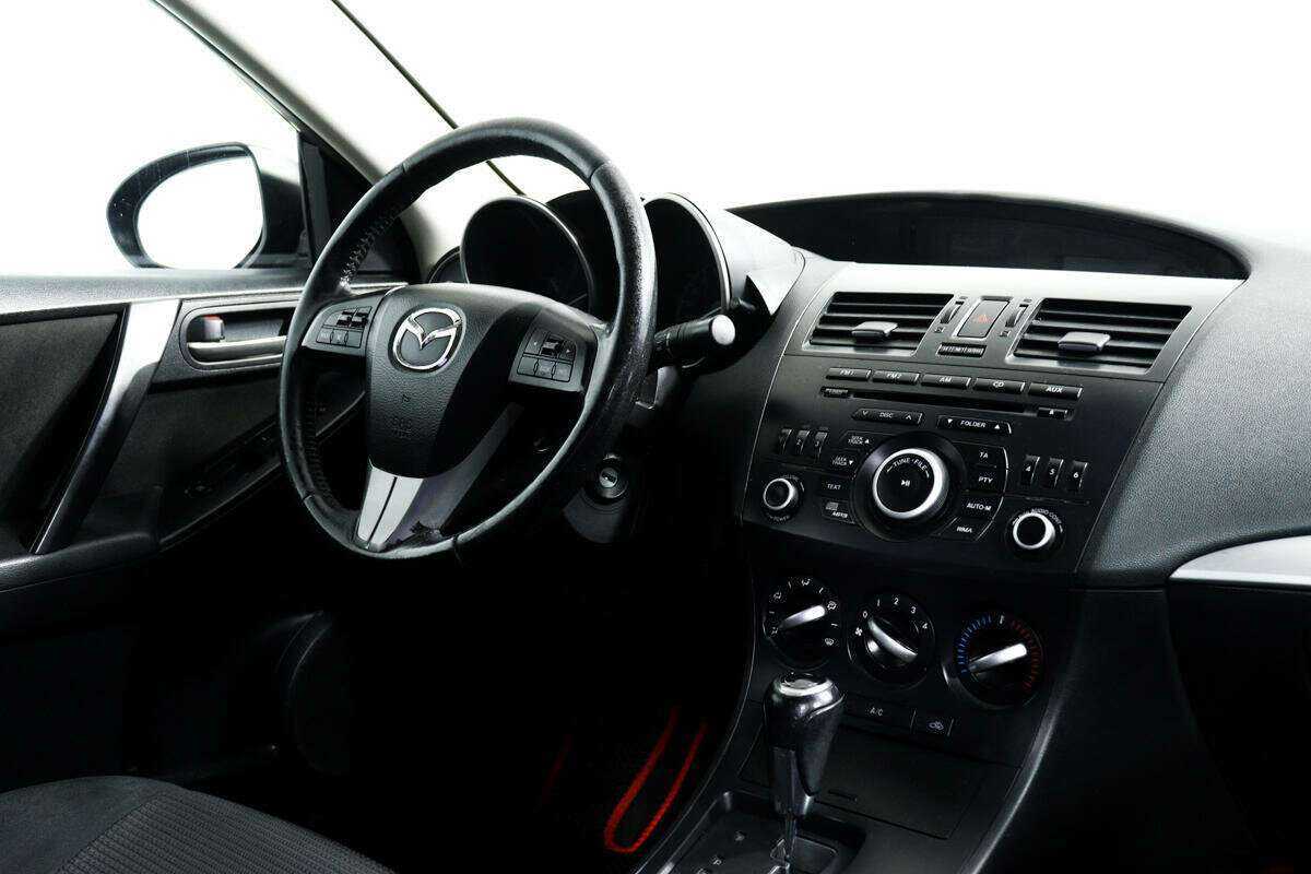 Mazda 3, 2013 Фото №8
