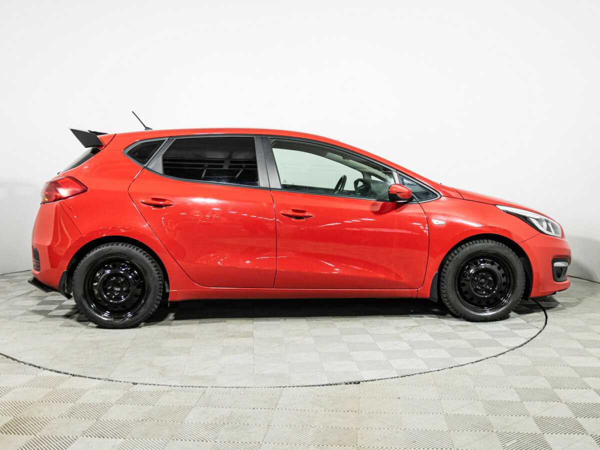 Kia Ceed II Рестайлинг, 2016 Фото №4