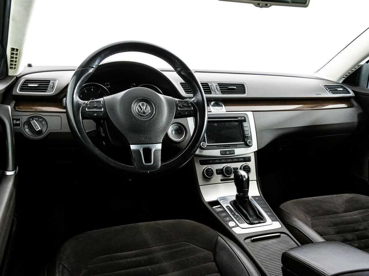 Volkswagen Passat, 2012 Фото №8
