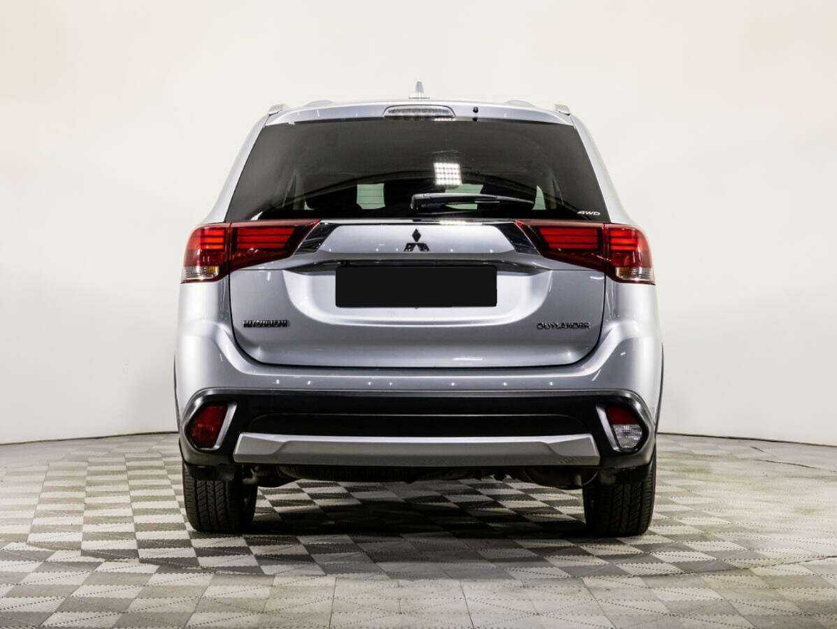 Mitsubishi Outlander, 2018 Фото №6