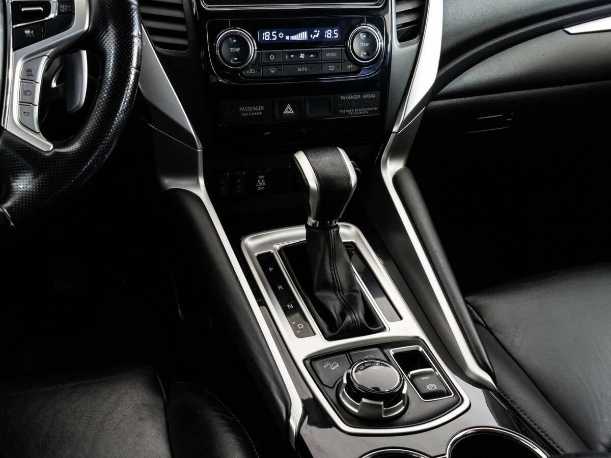 Mitsubishi Pajero Sport, 2019 Фото №15