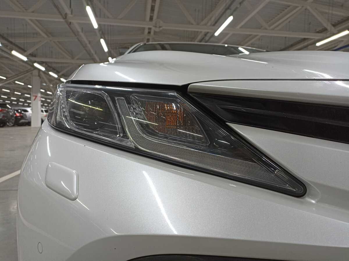 Toyota Camry, 2019 Фото №17