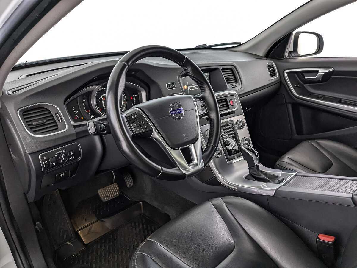 Volvo S60, 2016 Фото №11