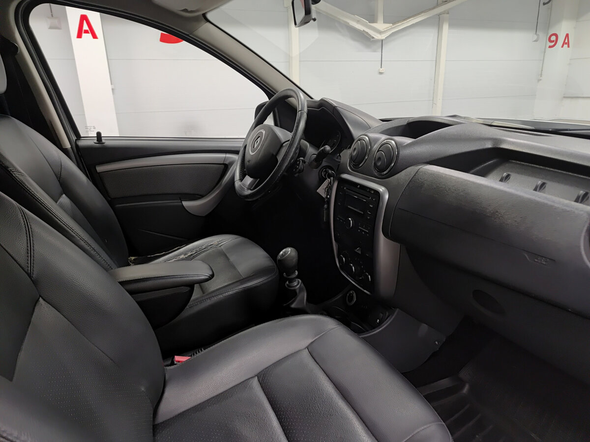 Renault Duster I, 2012 Фото №11