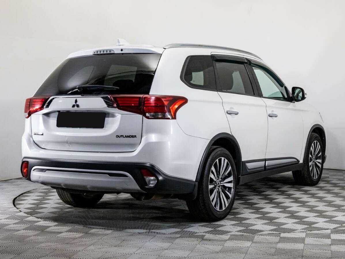 Mitsubishi Outlander, 2018 Фото №4