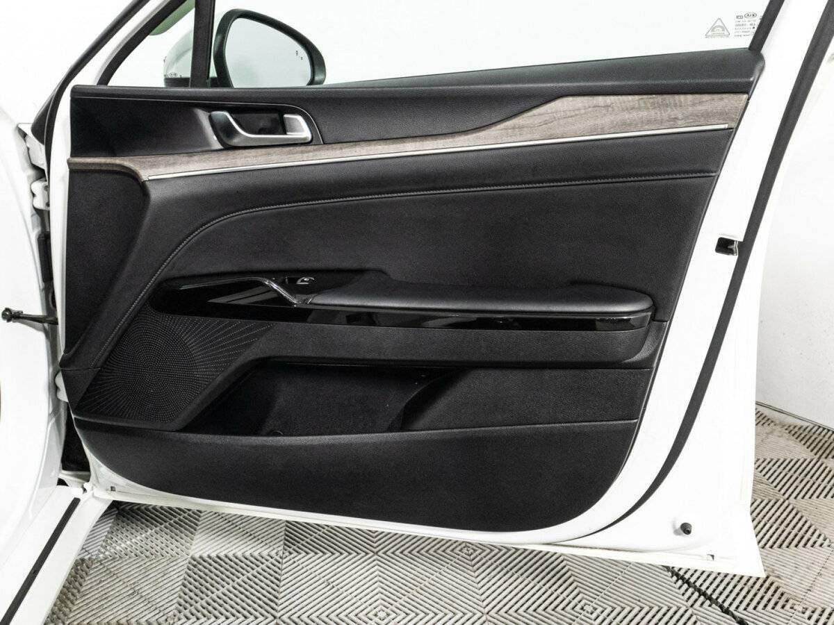 Kia K5, 2021 Фото №28