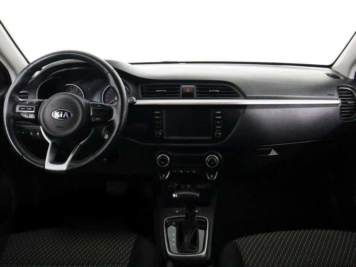 Kia Rio X-Line, 2019 Фото №11