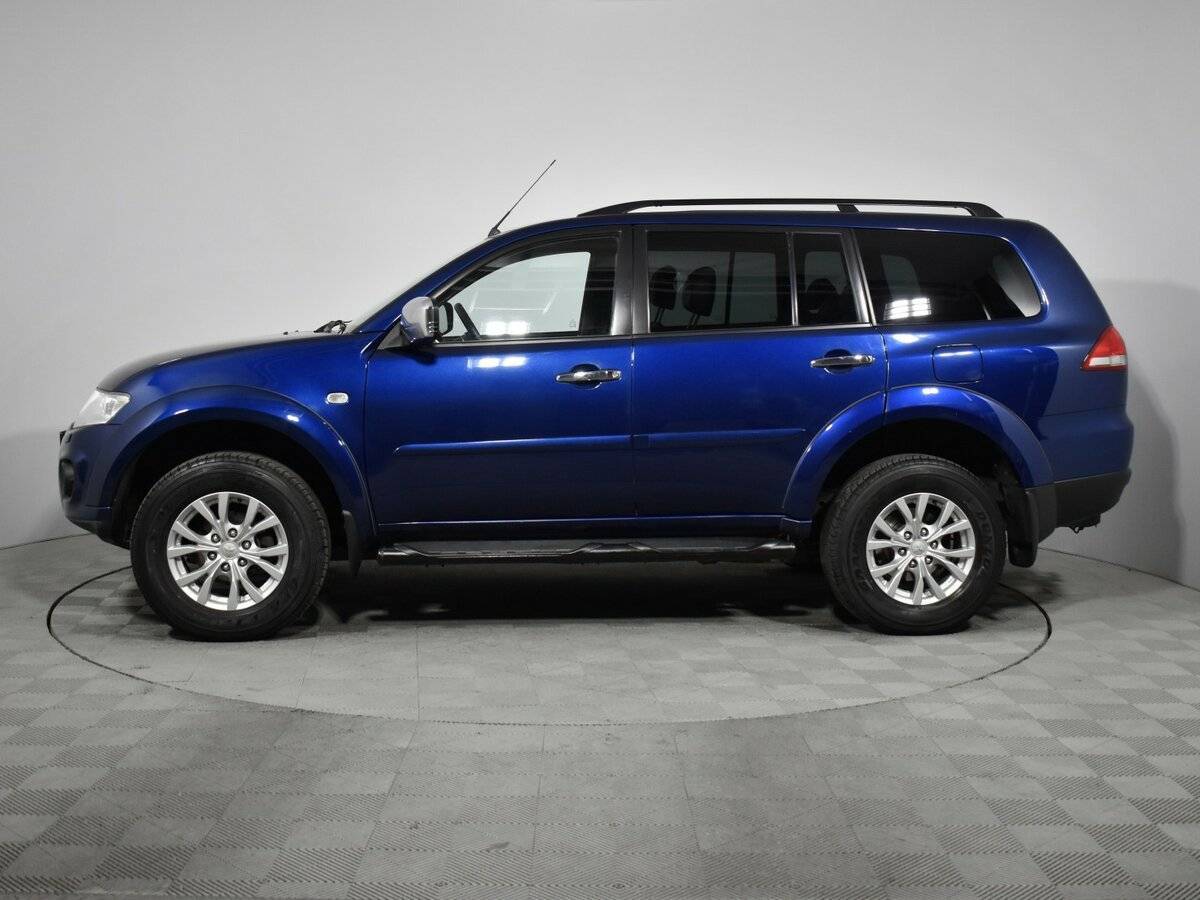 Mitsubishi Pajero Sport, 2015 Фото №7