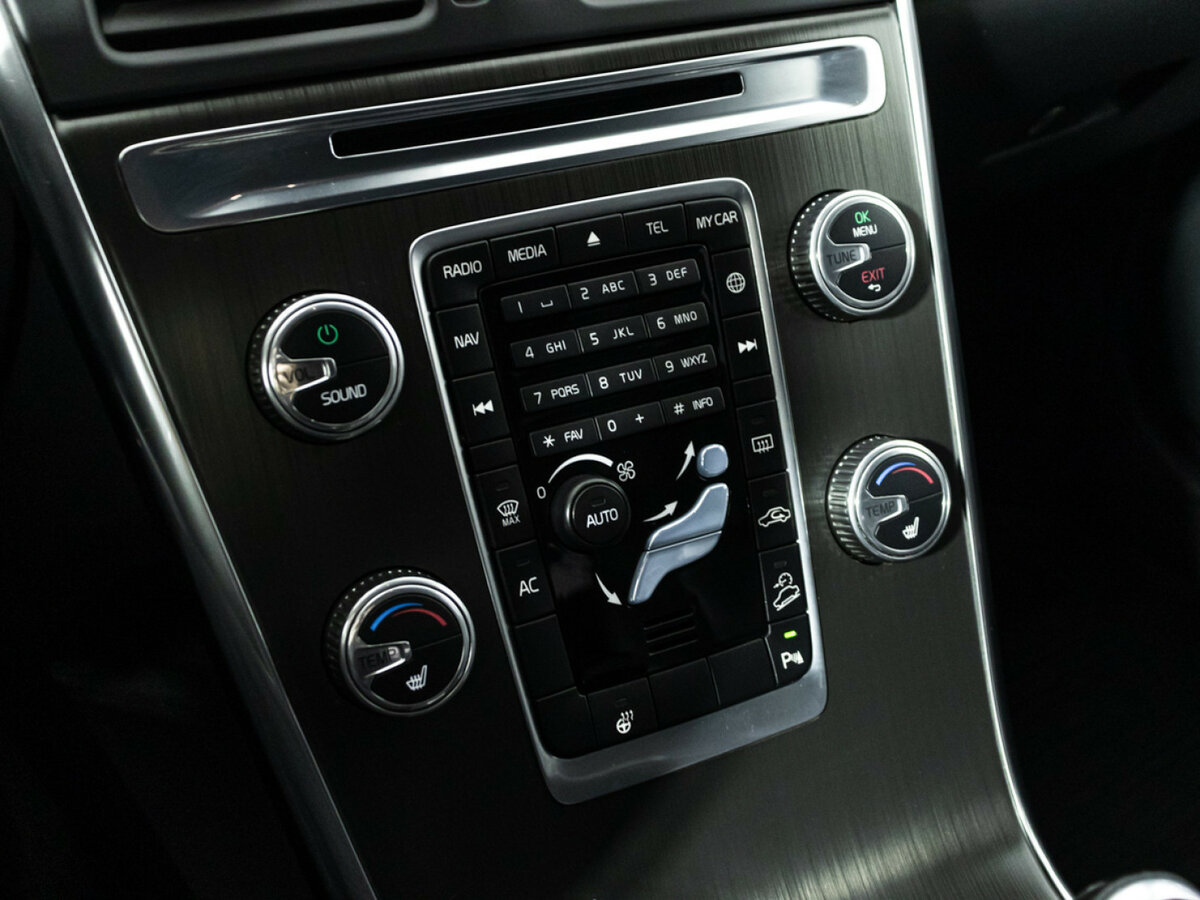 Volvo XC60 I Рестайлинг, 2014 Фото №14