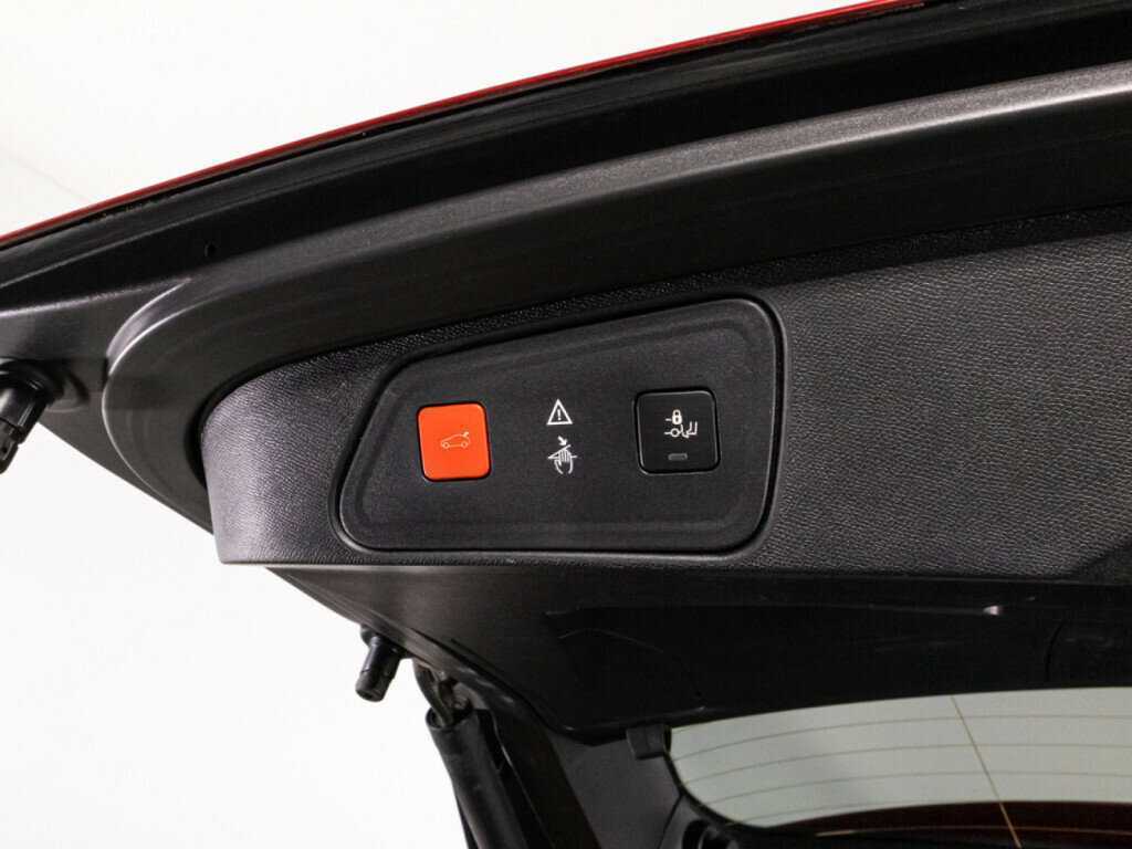 Peugeot 3008, 2019 Фото №15