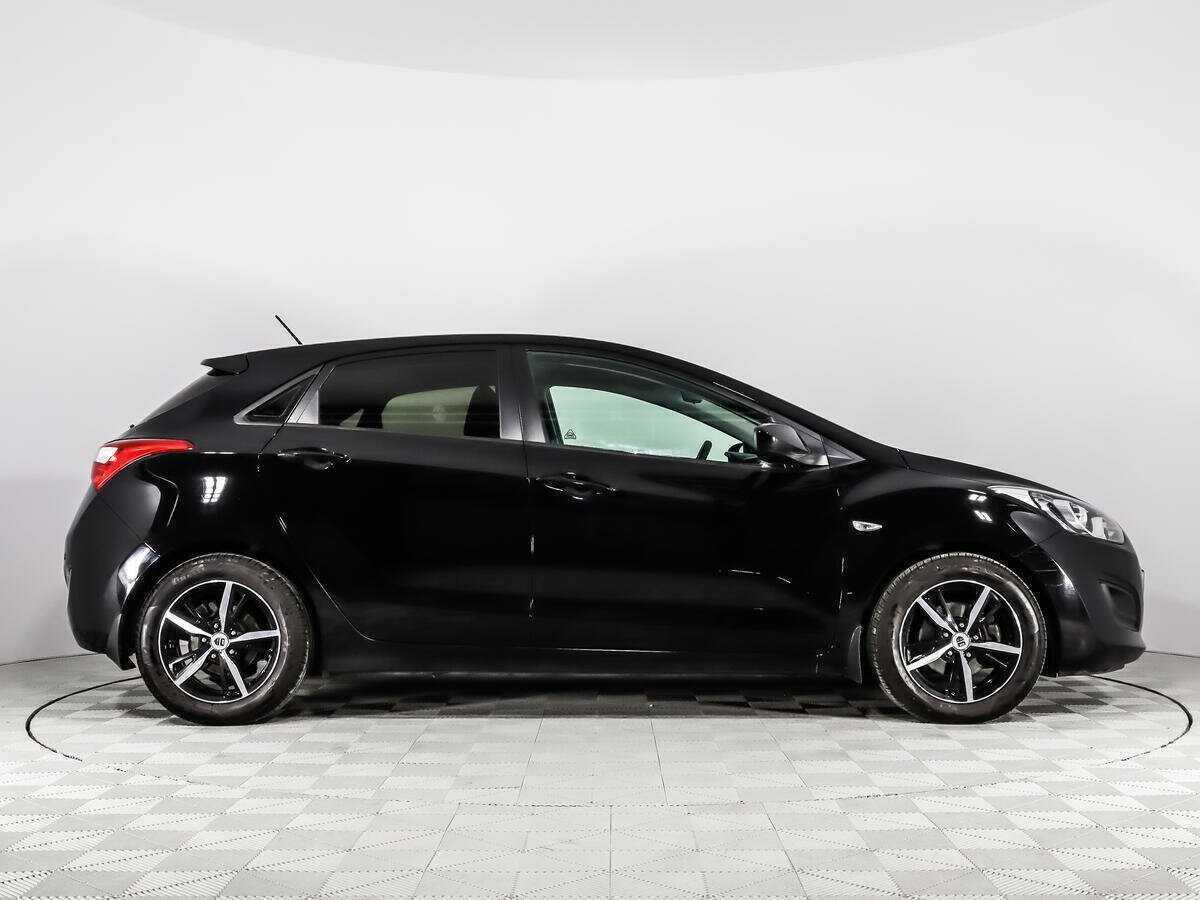Hyundai i30, 2013 Фото №4