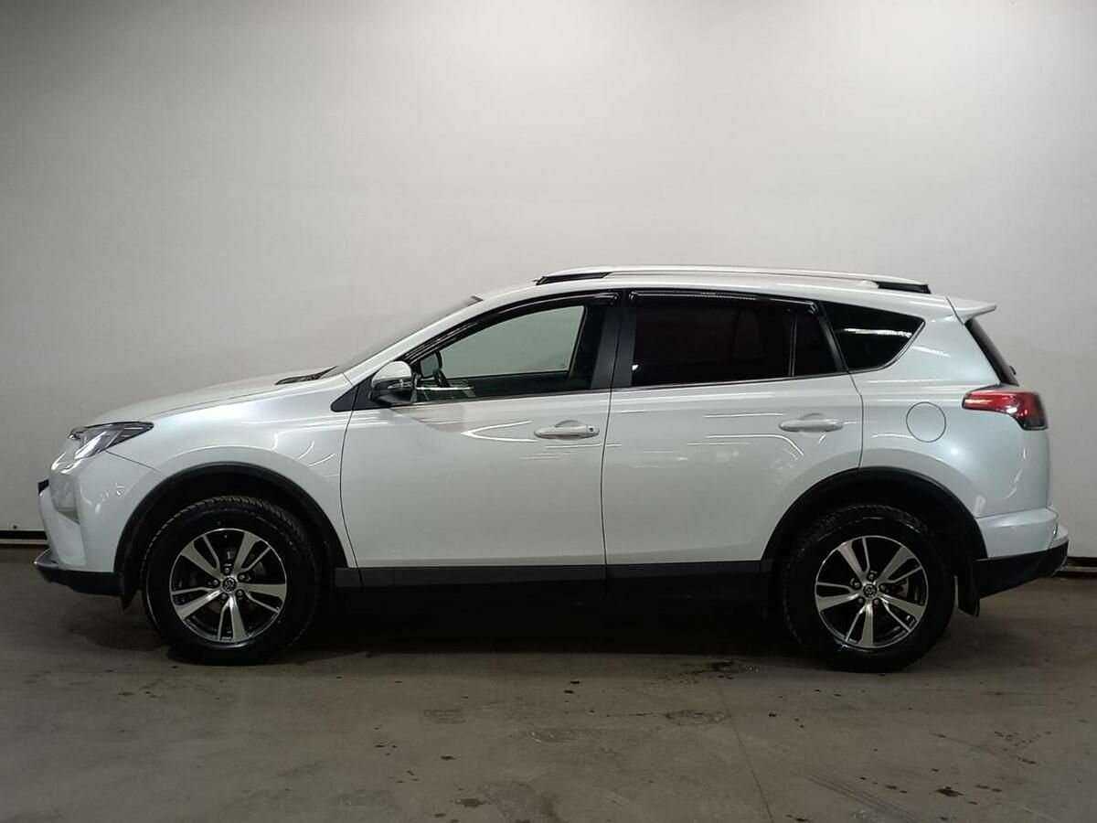 Toyota RAV4, 2018 Фото №8