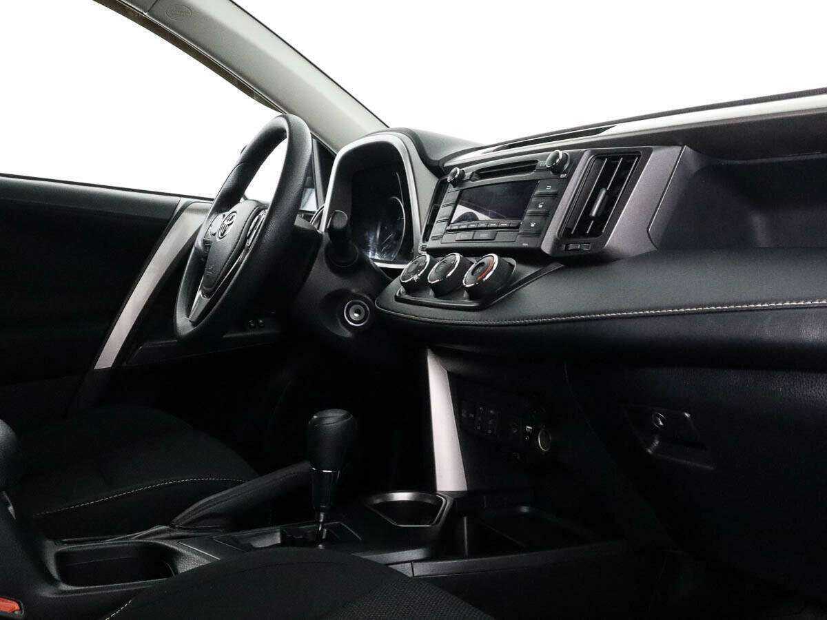 Toyota RAV4, 2017 Фото №7