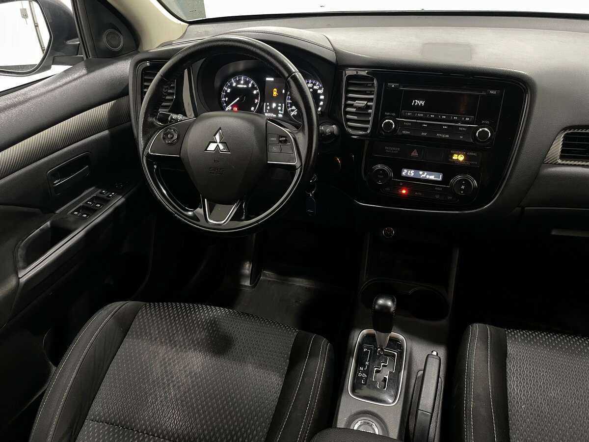 Mitsubishi Outlander, 2016 Фото №10