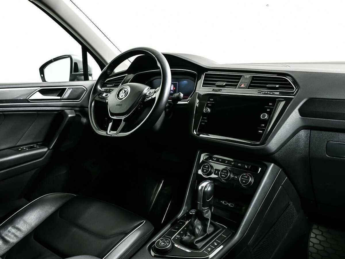 Volkswagen Tiguan, 2019 Фото №9