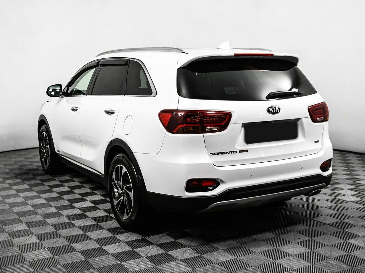 Kia Sorento, 2018 Фото №7