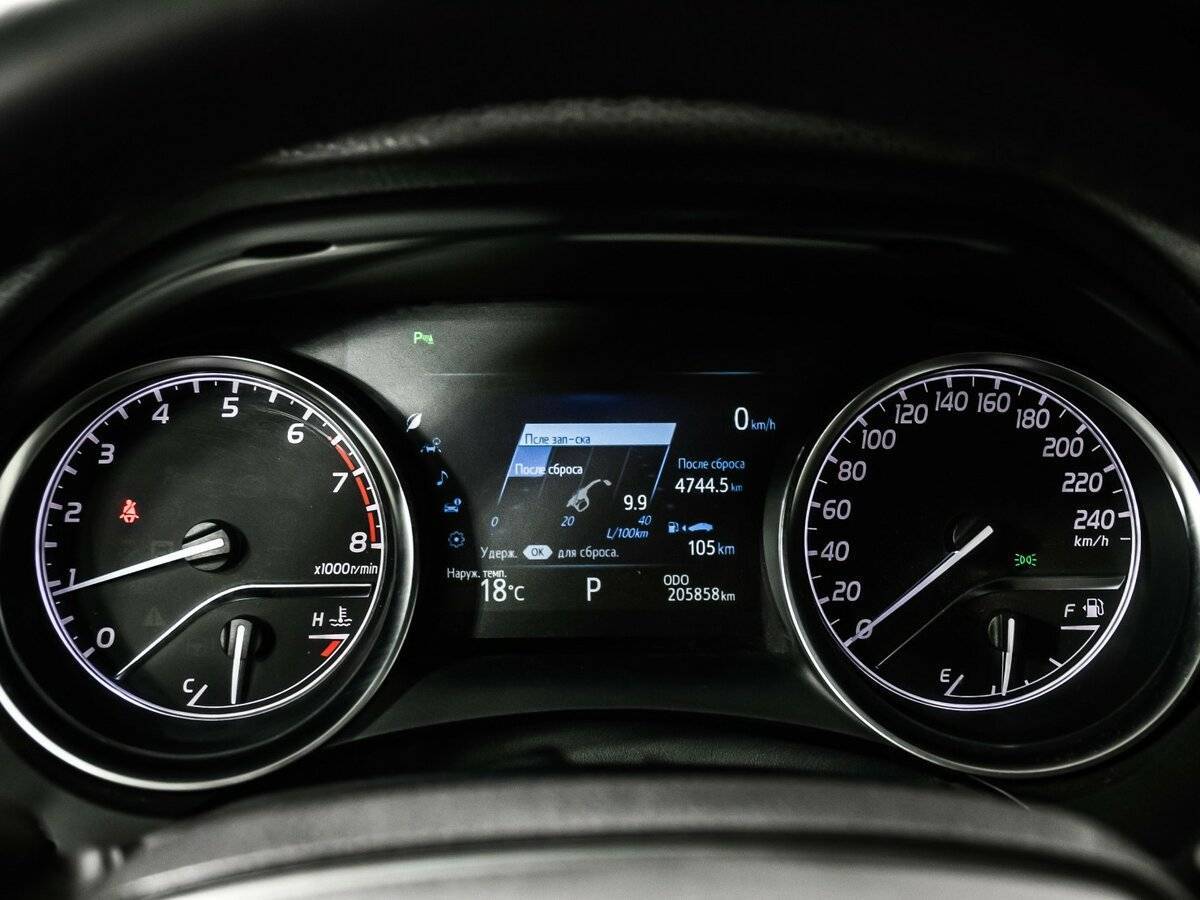 Toyota Camry, 2019 Фото №10