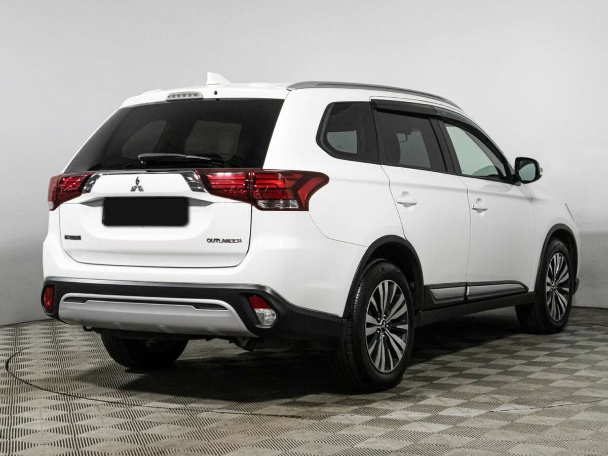 Mitsubishi Outlander, 2018 Фото №5