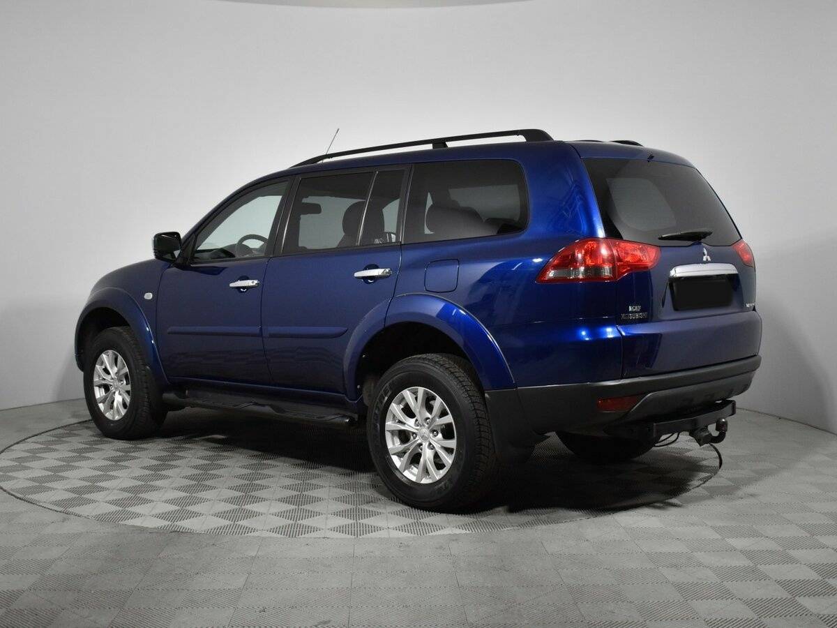 Mitsubishi Pajero Sport, 2015 Фото №6