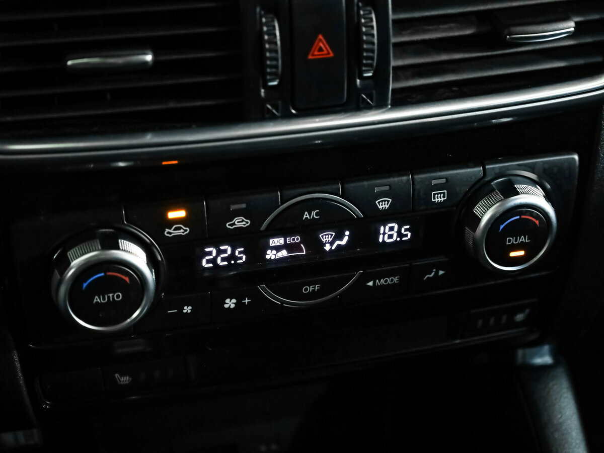 Mazda CX-5 I Рестайлинг, 2015 Фото №13