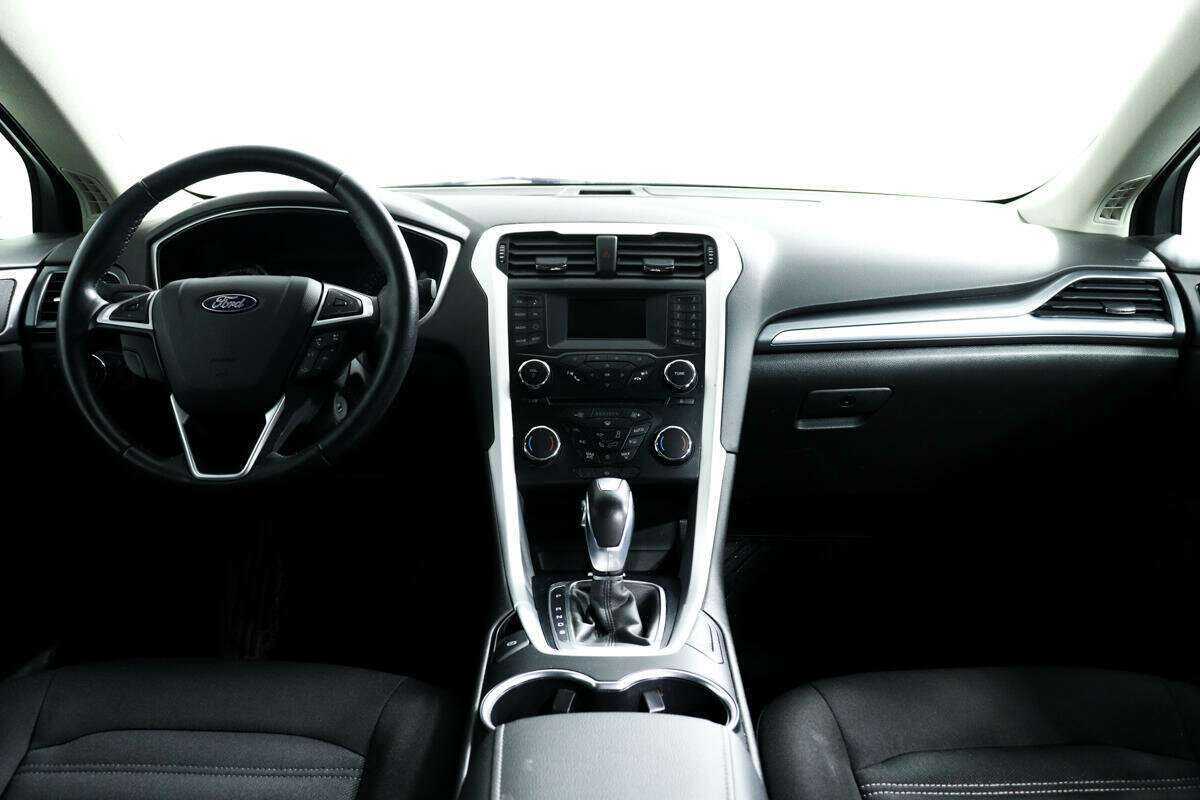 Ford Mondeo, 2019 Фото №11