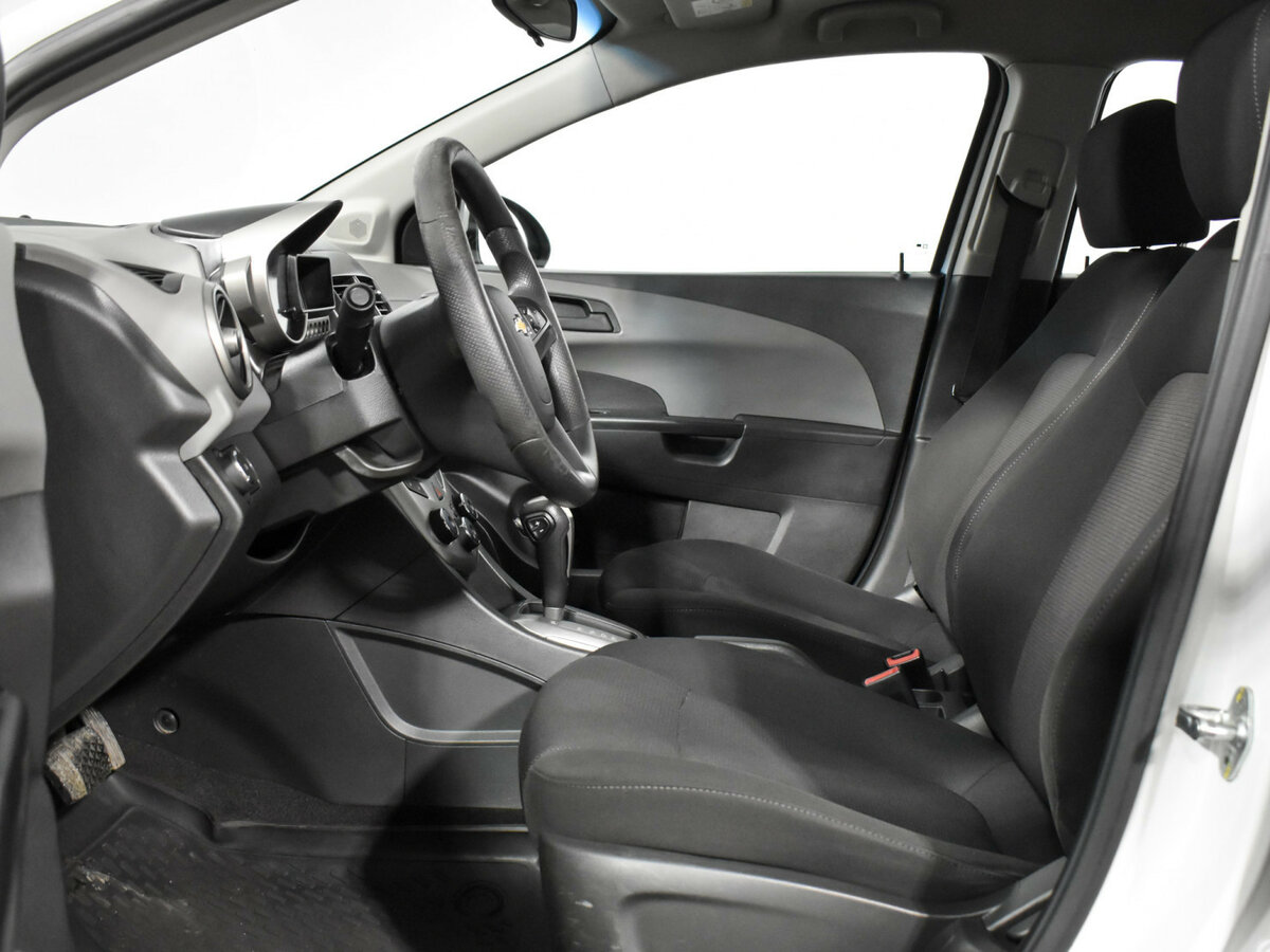 Chevrolet Aveo II, 2014 Фото №10