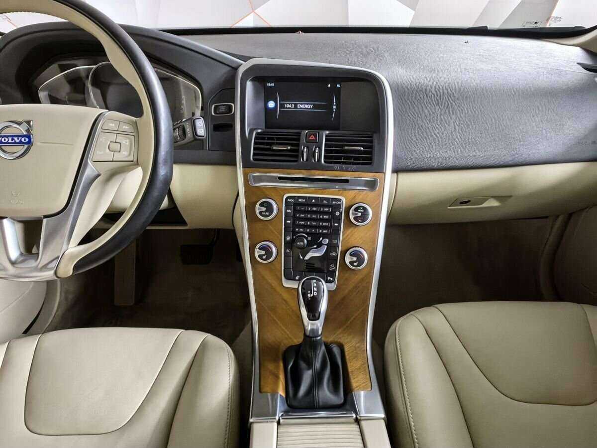 Volvo XC60, 2015 Фото №12
