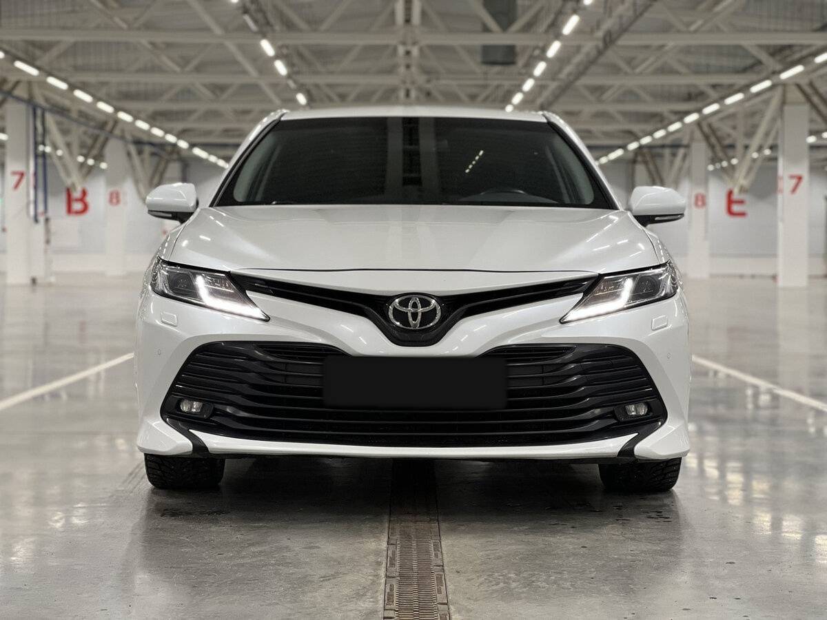 Toyota Camry, 2021 Фото №2