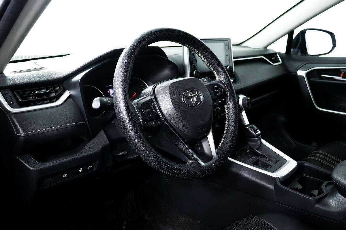 Toyota RAV4, 2020 Фото №13