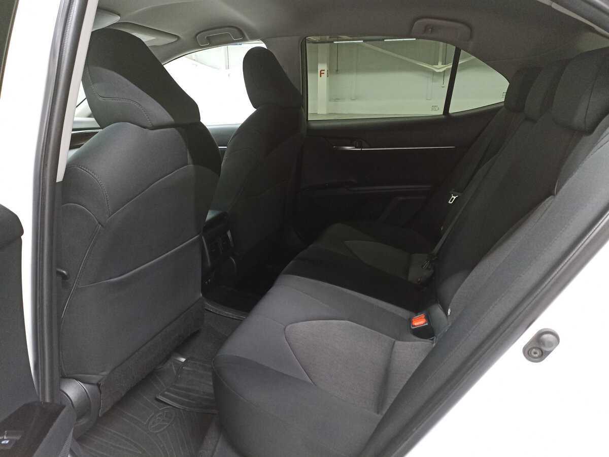 Toyota Camry, 2019 Фото №12